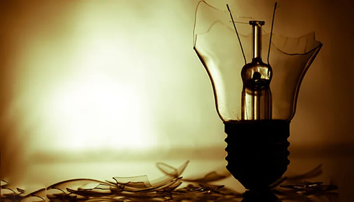 علت سوختن سریع لامپ